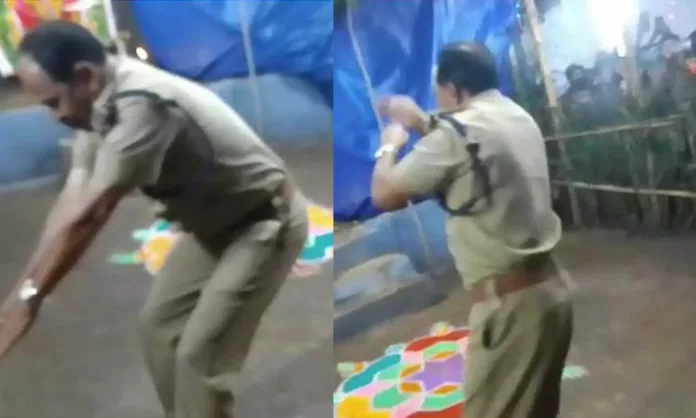 ഉത്സവത്തിനിടെ മദ്യപിച്ച് എസ്.ഐയുടെ നൃത്തം , വീഡിയോ വൈറല് ; പിന്നാലെ സസ്പെൻഷൻ ഉത്സവത്തിനിടെ മദ്യപിച്ച് എസ്.ഐയുടെ നൃത്തം , വീഡിയോ വൈറല് ; പിന്നാലെ സസ്പെൻഷൻ