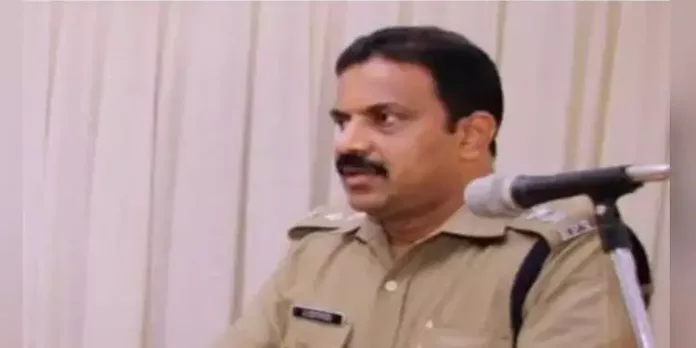 സോളാർ കേസ് അന്വേഷിച്ച റിട്ട. ഡിവൈ.എസ്.പി ട്രെയിൻ തട്ടി മരിച്ച നിലയിൽ സോളാർ കേസ് അന്വേഷിച്ച റിട്ട. ഡിവൈ.എസ്.പി ട്രെയിൻ തട്ടി മരിച്ച നിലയിൽ