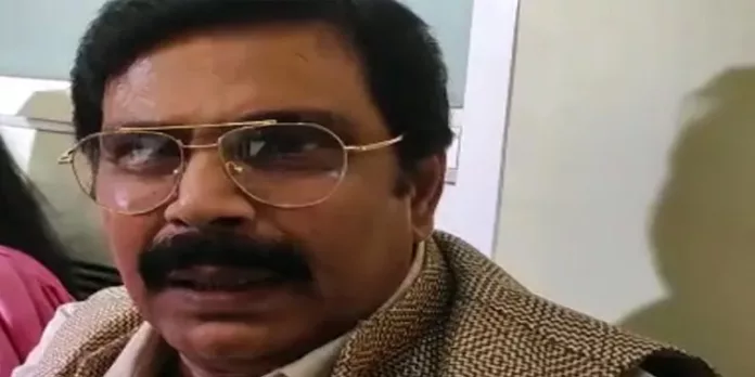 സർക്കാർ സഹായിച്ചു, കൊലക്കേസിൽ ശിക്ഷിക്കപ്പെട്ട മുൻ എംപി ജയിൽ മോചിതനായി സർക്കാർ സഹായിച്ചു, കൊലക്കേസിൽ ശിക്ഷിക്കപ്പെട്ട മുൻ എംപി ജയിൽ മോചിതനായി
