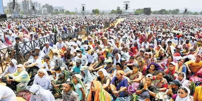 സൂര്യാഘാതം ; ഉച്ചയ്ക്ക് 12 മുതല് വൈകിട്ട് 5 വരെ തുറന്ന പരിപാടികള്ക്ക് മഹാരാഷ്ട്രയില് വിലക്ക് സൂര്യാഘാതം ; ഉച്ചയ്ക്ക് 12 മുതല് വൈകിട്ട് 5 വരെ തുറന്ന പരിപാടികള്ക്ക് മഹാരാഷ്ട്രയില് വിലക്ക്