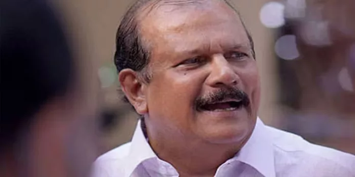അരമനയിലെ വോട്ട് എല്ലാം ബിജെപിയ്ക്ക് കിട്ടുമെന്ന് പറയാൻ മഠയനല്ല : പിസി ജോർജ്ജ് അരമനയിലെ വോട്ട് എല്ലാം ബിജെപിയ്ക്ക് കിട്ടുമെന്ന് പറയാൻ മഠയനല്ല : പിസി ജോർജ്ജ്