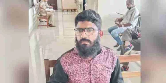 തൃശൂർ വാടാനപ്പള്ളിയെ ഞെട്ടിച്ച ഇരട്ട കൊലപാതകം ; പ്രതിക്ക് ഇരട്ട ജീവപര്യന്തവും കഠിനതടവും പിഴയും തൃശൂർ വാടാനപ്പള്ളിയെ ഞെട്ടിച്ച ഇരട്ട കൊലപാതകം ; പ്രതിക്ക് ഇരട്ട ജീവപര്യന്തവും കഠിനതടവും പിഴയും