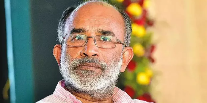 അൽഫോൺസ് കണ്ണന്താനം ബിജെപി കോർ കമ്മിറ്റിയിൽ അൽഫോൺസ് കണ്ണന്താനം ബിജെപി കോർ കമ്മിറ്റിയിൽ