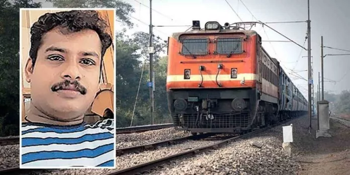 പല്ലു തേക്കുന്നതിനിടെ കാറ്റിൽ അടഞ്ഞ വാതിൽ തട്ടി ട്രെയിനിൽനിന്നു വീണു ; യുവാവിന് ദാരുണാന്ത്യം പല്ലു തേക്കുന്നതിനിടെ കാറ്റിൽ അടഞ്ഞ വാതിൽ തട്ടി ട്രെയിനിൽനിന്നു വീണു ; യുവാവിന് ദാരുണാന്ത്യം