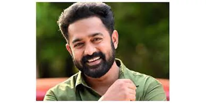 പരാതി പറഞ്ഞ സഹപ്രവര്ത്തകര്ക്കൊപ്പം, തുല്യമായ സുരക്ഷ ഉറപ്പാക്കണം : ആസിഫ് അലി പരാതി പറഞ്ഞ സഹപ്രവര്ത്തകര്ക്കൊപ്പം, തുല്യമായ സുരക്ഷ ഉറപ്പാക്കണം : ആസിഫ് അലി