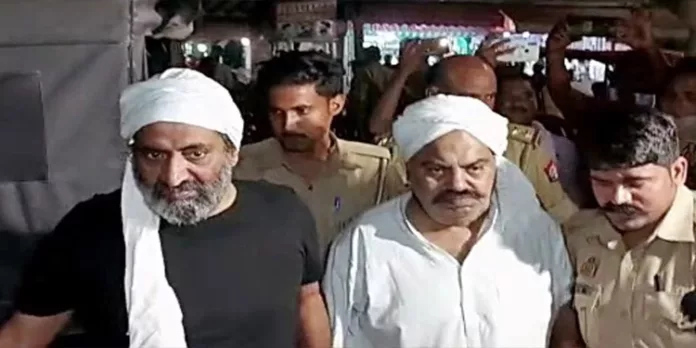 മെഡിക്കൽ പരിശോധന പ്രതികള് എങ്ങനെ അറിഞ്ഞു? : അതിഖിന്റെ കൊലപാതകത്തില് യുപി സര്ക്കാരിന് നോട്ടീസ് മെഡിക്കൽ പരിശോധന പ്രതികള് എങ്ങനെ അറിഞ്ഞു? : അതിഖിന്റെ കൊലപാതകത്തില് യുപി സര്ക്കാരിന് നോട്ടീസ്