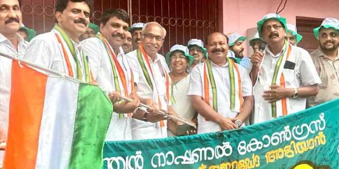 രാജ്യത്ത് ജനാധിപത്യം മരിക്കുന്നു : കെ. ശിവദാസൻ നായർ രാജ്യത്ത് ജനാധിപത്യം മരിക്കുന്നു : കെ. ശിവദാസൻ നായർ