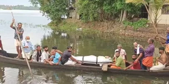 റോഡില്ല ; യുവാവിന്റെ മൃതദേഹം ശ്മശാനത്തിൽ എത്തിച്ചത് വള്ളത്തിൽ റോഡില്ല ; യുവാവിന്റെ മൃതദേഹം ശ്മശാനത്തിൽ എത്തിച്ചത് വള്ളത്തിൽ