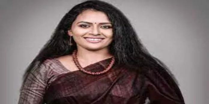 ഒന്ന് രണ്ട് അബദ്ധങ്ങൾ പറ്റിയിട്ടുണ്ടാകും , മനുഷ്യരല്ലേ? ; കൃപാസനത്തിൽ നല്ല കാര്യങ്ങൾ നടക്കുന്നുണ്ടെന്ന് ധന്യ മേരി ഒന്ന് രണ്ട് അബദ്ധങ്ങൾ പറ്റിയിട്ടുണ്ടാകും , മനുഷ്യരല്ലേ? ; കൃപാസനത്തിൽ നല്ല കാര്യങ്ങൾ നടക്കുന്നുണ്ടെന്ന് ധന്യ മേരി