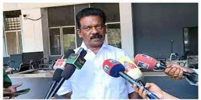 ആരോഗ്യ നില ഗുരുതരം , ഡോക്ടർമാർ പരമാവധി പരിശ്രമിക്കുന്നുണ്ട് ; ആൾക്കൂട്ട മർദ്ദനത്തിൽ പരിക്കേറ്റ സന്തോഷിനെ സന്ദർശിച്ച് മന്ത്രി രാധാകൃഷ്ണൻ ആരോഗ്യ നില ഗുരുതരം , ഡോക്ടർമാർ പരമാവധി പരിശ്രമിക്കുന്നുണ്ട് ; ആൾക്കൂട്ട മർദ്ദനത്തിൽ പരിക്കേറ്റ സന്തോഷിനെ സന്ദർശിച്ച് മന്ത്രി രാധാകൃഷ്ണൻ