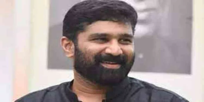 കെഎസ്യു – മഹിളാ കോൺഗ്രസ് പുനസംഘടനയിൽ കലഹം സൃഷ്ടിച്ച് കോൺഗ്രസ് ; വിടി ബൽറാം സ്ഥാനമൊഴിഞ്ഞു കെഎസ്യു – മഹിളാ കോൺഗ്രസ് പുനസംഘടനയിൽ കലഹം സൃഷ്ടിച്ച് കോൺഗ്രസ് ; വിടി ബൽറാം സ്ഥാനമൊഴിഞ്ഞു