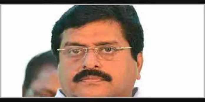 അനധികൃത സ്വത്ത് സമ്പാദനം ; മുൻമന്ത്രി വി.എസ് ശിവകുമാർ ഇന്ന് ഇ.ഡിക്ക് മുന്നിൽ ഹാജരായേക്കും അനധികൃത സ്വത്ത് സമ്പാദനം ; മുൻമന്ത്രി വി.എസ് ശിവകുമാർ ഇന്ന് ഇ.ഡിക്ക് മുന്നിൽ ഹാജരായേക്കും