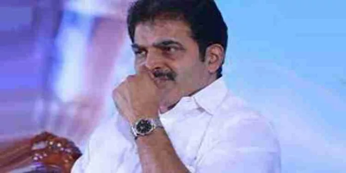 കെസി വേണുഗോപാൽ പണം ചോദിച്ച് നേതാക്കള്ക്ക് സന്ദേശമയച്ചു ; ഫോണ് ഹാക്ക് ചെയ്തെന്നു പരാതി കെസി വേണുഗോപാൽ പണം ചോദിച്ച് നേതാക്കള്ക്ക് സന്ദേശമയച്ചു ; ഫോണ് ഹാക്ക് ചെയ്തെന്നു പരാതി