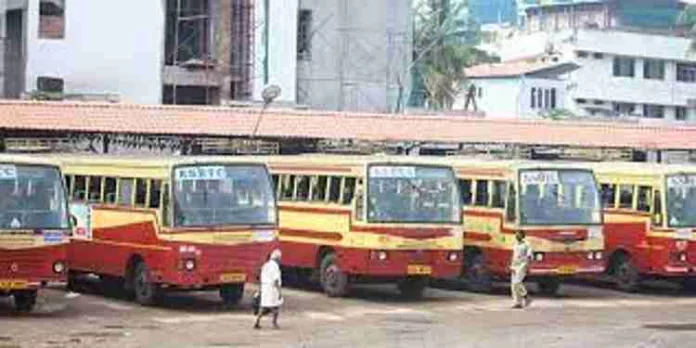 പോലീസ് സ്റ്റേഷന് മാതൃകയില് കെ.എസ്.ആര്.ടി.സി ഡിപ്പോകള്ക്കും ഒരേ നിറം വരുന്നു പോലീസ് സ്റ്റേഷന് മാതൃകയില് കെ.എസ്.ആര്.ടി.സി ഡിപ്പോകള്ക്കും ഒരേ നിറം വരുന്നു