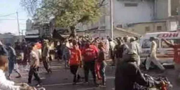 യമനിലെ സൗജന്യ ഭക്ഷ്യവിതരണ കേന്ദ്രത്തിലെ തിക്കിലും തിരക്കിലും പെട്ട് 85 മരണം ; മരണസംഖ്യ ഉയരാൻ സാധ്യത യമനിലെ സൗജന്യ ഭക്ഷ്യവിതരണ കേന്ദ്രത്തിലെ തിക്കിലും തിരക്കിലും പെട്ട് 85 മരണം ; മരണസംഖ്യ ഉയരാൻ സാധ്യത