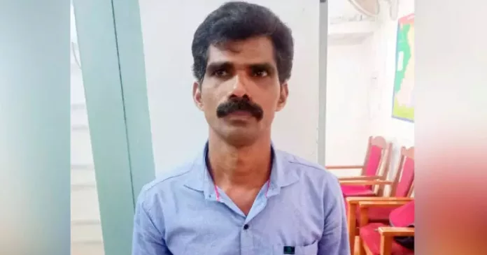 ബസ് കാത്ത് നിൽക്കുകയായിരുന്ന യുവതിയെ കെട്ടിപ്പിടിച്ച് അപമാനിച്ചു ; യുവാവ് അറസ്റ്റിൽ ബസ് കാത്ത് നിൽക്കുകയായിരുന്ന യുവതിയെ കെട്ടിപ്പിടിച്ച് അപമാനിച്ചു ; യുവാവ് അറസ്റ്റിൽ