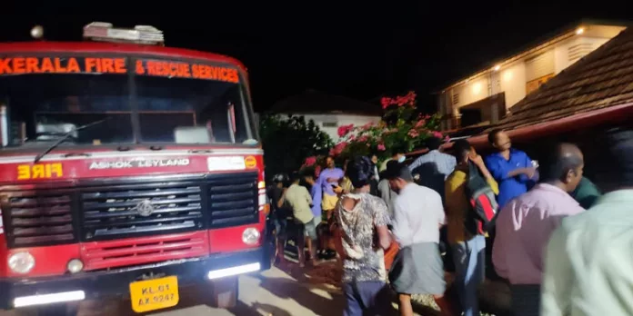 കൊല്ലൻ പടിയിൽ വീടിന് തീ പിടിച്ചു കൊല്ലൻ പടിയിൽ വീടിന് തീ പിടിച്ചു