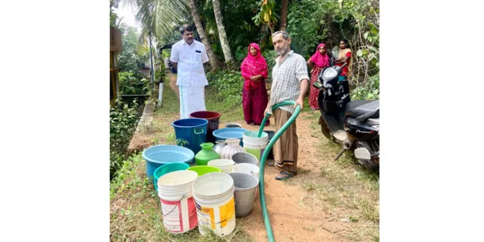 ചെറിയ പെരുന്നാൾ ദിനത്തിലും കുടിവെള്ളമില്ലാതെ നഗരം ചെറിയ പെരുന്നാൾ ദിനത്തിലും കുടിവെള്ളമില്ലാതെ നഗരം