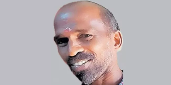 പതിമൂന്നുകാരിക്ക് നേരെ ലൈംഗികാതിക്രമം ; 55കാരന് മൂന്ന് വർഷം തടവും 50,000 രൂപ പിഴയും പതിമൂന്നുകാരിക്ക് നേരെ ലൈംഗികാതിക്രമം ; 55കാരന് മൂന്ന് വർഷം തടവും 50,000 രൂപ പിഴയും