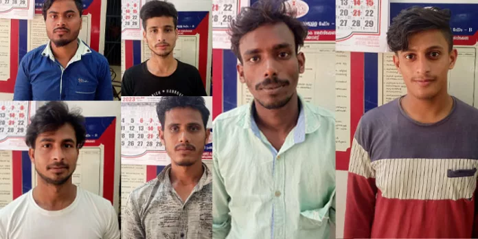 പണം വെച്ച് ചീട്ടുകളി : 6 അന്യസംസ്ഥാന തൊഴിലാളികൾ അറസ്റ്റിൽ പണം വെച്ച് ചീട്ടുകളി : 6 അന്യസംസ്ഥാന തൊഴിലാളികൾ അറസ്റ്റിൽ