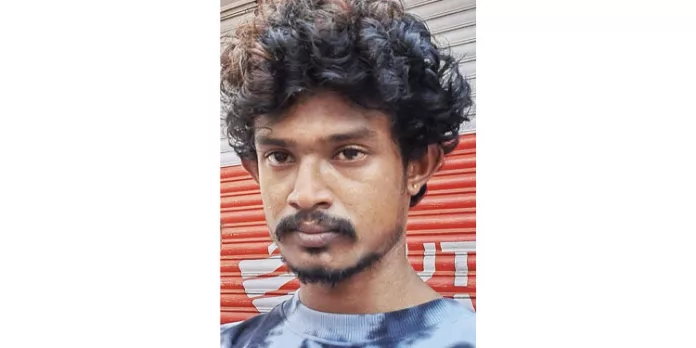 എം ഡി എം എയുമായി യുവാവ് പിടിയിൽ എം ഡി എം എയുമായി യുവാവ് പിടിയിൽ