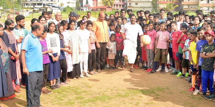 അവധിക്കാല കായിക പരിശീലന ക്യാമ്പിന് തുടക്കമായി അവധിക്കാല കായിക പരിശീലന ക്യാമ്പിന് തുടക്കമായി