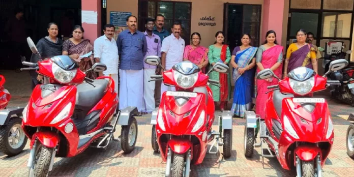 ഭിന്നശേഷിക്കാര്ക്ക് ട്രൈസ്കൂട്ടര് വിതരണം ചെയ്തു ഭിന്നശേഷിക്കാര്ക്ക് ട്രൈസ്കൂട്ടര് വിതരണം ചെയ്തു