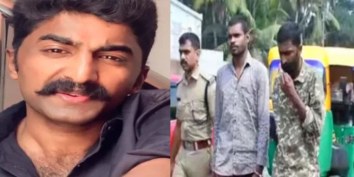 പെട്രോൾ പമ്പ് മാനേജരിൽ നിന്ന് പണംകവർന്ന കേസ് : മീശ വിനീതിനെയും കൂട്ടാളിയെയും എത്തിച്ച് തെളിവെടുത്തു പെട്രോൾ പമ്പ് മാനേജരിൽ നിന്ന് പണംകവർന്ന കേസ് : മീശ വിനീതിനെയും കൂട്ടാളിയെയും എത്തിച്ച് തെളിവെടുത്തു
