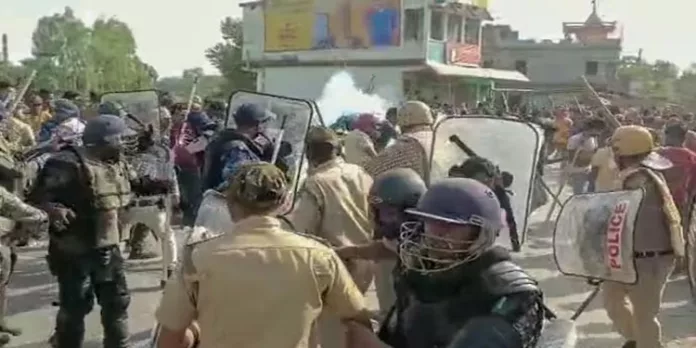 കൗമാരക്കാരി ബലാത്സംഗത്തിനിരയായി കൊല്ലപ്പെട്ട സംഭവം ; കാളിയഗഞ്ചില് നിരോധനാജ്ഞ ഏർപ്പെടുത്തി കൗമാരക്കാരി ബലാത്സംഗത്തിനിരയായി കൊല്ലപ്പെട്ട സംഭവം ; കാളിയഗഞ്ചില് നിരോധനാജ്ഞ ഏർപ്പെടുത്തി