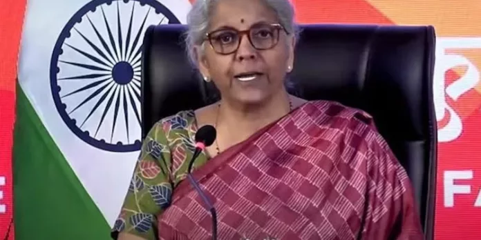 വിഴിഞ്ഞം അദാനിക്ക് എഴുതിക്കൊടുത്തത് കോൺഗ്രസ് – നിർമല സീതാരാമൻ വിഴിഞ്ഞം അദാനിക്ക് എഴുതിക്കൊടുത്തത് കോൺഗ്രസ് – നിർമല സീതാരാമൻ