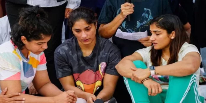 ബ്രിജ് ഭൂഷൺ സിംഗ് ജയിലിലേക്ക് പോകുന്നത് വരെ സമരം തുടരും – ഗുസ്തി താരങ്ങൾ ബ്രിജ് ഭൂഷൺ സിംഗ് ജയിലിലേക്ക് പോകുന്നത് വരെ സമരം തുടരും – ഗുസ്തി താരങ്ങൾ