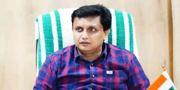 ആലുവ കൊലപാതകം ; യുപിയുമായി കേരളത്തെ താരതമ്യം ചെയ്യുന്നത് യുപിയെ വെള്ളപൂശാൻ വേണ്ടിയാണെന്ന് മന്ത്രി റിയാസ് ആലുവ കൊലപാതകം ; യുപിയുമായി കേരളത്തെ താരതമ്യം ചെയ്യുന്നത് യുപിയെ വെള്ളപൂശാൻ വേണ്ടിയാണെന്ന് മന്ത്രി റിയാസ്