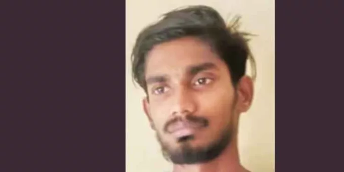 വിലകൂടിയ മൊബൈല് വാങ്ങി നല്കി , ഒരു വര്ഷത്തോളം പീഡനം ; ഒമ്പതാം ക്ലാസ്സുകാരി തൂങ്ങിമരിച്ച കേസില് യുവാവ് അറസ്റ്റില് വിലകൂടിയ മൊബൈല് വാങ്ങി നല്കി , ഒരു വര്ഷത്തോളം പീഡനം ; ഒമ്പതാം ക്ലാസ്സുകാരി തൂങ്ങിമരിച്ച കേസില് യുവാവ് അറസ്റ്റില്