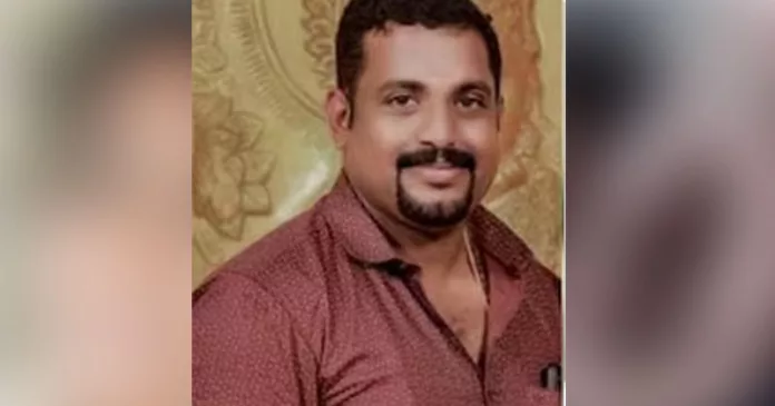 ഭാര്യ വീട്ടിൽ നിന്നും കൂട്ടുകാരനൊപ്പം മടങ്ങവെ ബൈക്ക് ഡിവൈഡറിൽ ഇടിച്ചു ; വിമുക്തഭടന് ദാരുണാന്ത്യം ഭാര്യ വീട്ടിൽ നിന്നും കൂട്ടുകാരനൊപ്പം മടങ്ങവെ ബൈക്ക് ഡിവൈഡറിൽ ഇടിച്ചു ; വിമുക്തഭടന് ദാരുണാന്ത്യം