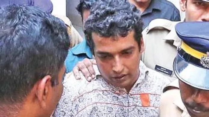 പള്സര് സുനിയുടെ ജാമ്യപേക്ഷ ഇന്ന് സുപ്രീംകോടതി പരിഗണിക്കും പള്സര് സുനിയുടെ ജാമ്യപേക്ഷ ഇന്ന് സുപ്രീംകോടതി പരിഗണിക്കും