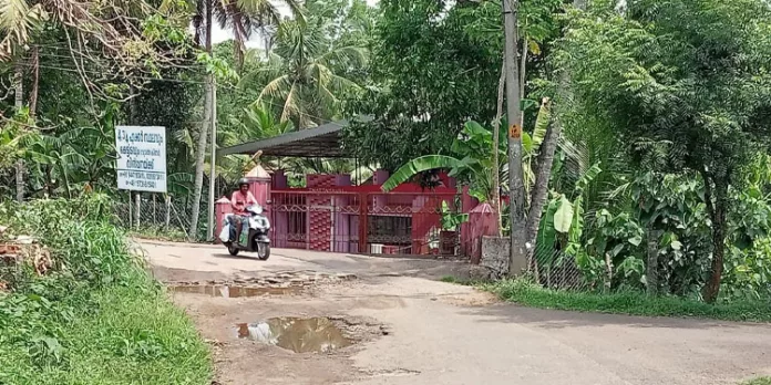 ശാപമോക്ഷം തേടി പടുതോട് കാവിൻപുറം – പരിയാരം റോഡ് ശാപമോക്ഷം തേടി പടുതോട് കാവിൻപുറം – പരിയാരം റോഡ്