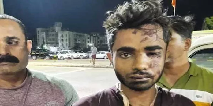 ട്രെയിൻ തീവെപ്പ് കേസ് ; പ്രതി ഷാരൂഖിന്റെ നോയിഡയിലെ കടയിൽ വിചിത്രമായ കുറിപ്പുകൾ ട്രെയിൻ തീവെപ്പ് കേസ് ; പ്രതി ഷാരൂഖിന്റെ നോയിഡയിലെ കടയിൽ വിചിത്രമായ കുറിപ്പുകൾ