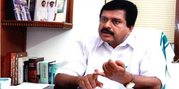 മുൻമന്ത്രി വി എസ് ശിവകുമാറിന് ഇ.ഡിയുടെ നോട്ടീസ് ; ചോദ്യംചെയ്യലിന് ഹാജരാകണം മുൻമന്ത്രി വി എസ് ശിവകുമാറിന് ഇ.ഡിയുടെ നോട്ടീസ് ; ചോദ്യംചെയ്യലിന് ഹാജരാകണം