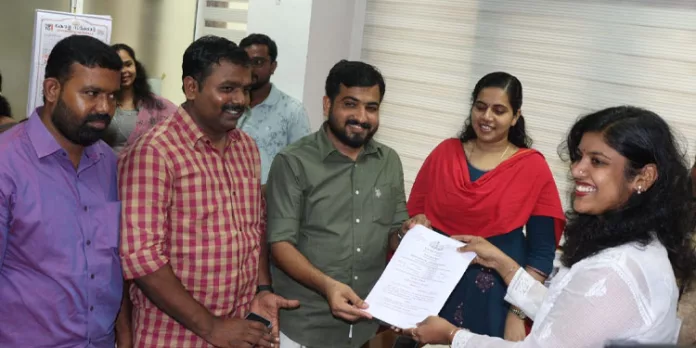 യുവജന കമ്മീഷന് ചെയര്മാനായി എം ഷാജര് ചുമതലയേറ്റു യുവജന കമ്മീഷന് ചെയര്മാനായി എം ഷാജര് ചുമതലയേറ്റു