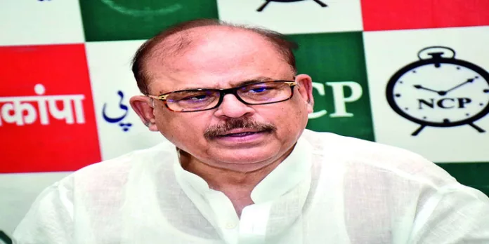 അച്ചടക്കത്തിന്റെ ലക്ഷ്മണരേഖ കടക്കരുത് – കേരളത്തിലെ നേതാക്കള്ക്ക് മുന്നറിയിപ്പുമായി താരിഖ് അന്വര് അച്ചടക്കത്തിന്റെ ലക്ഷ്മണരേഖ കടക്കരുത് – കേരളത്തിലെ നേതാക്കള്ക്ക് മുന്നറിയിപ്പുമായി താരിഖ് അന്വര്