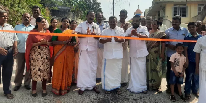 മുള്ളാനിക്കാട് മങ്ങാട്ടുപടി റോഡ് ഉദ്ഘാടനം ചെയ്തു മുള്ളാനിക്കാട് മങ്ങാട്ടുപടി റോഡ് ഉദ്ഘാടനം ചെയ്തു
