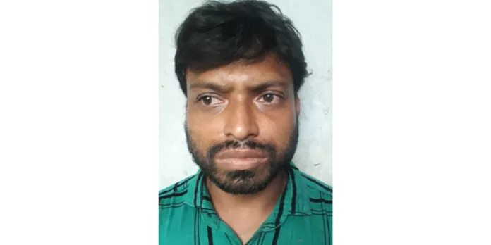 കഞ്ചാവുമായി അന്യസംസ്ഥാനതൊഴിലാളി പിടിയിൽ കഞ്ചാവുമായി അന്യസംസ്ഥാനതൊഴിലാളി പിടിയിൽ