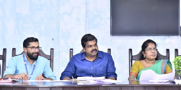 കോന്നി മെഡിക്കല് കോളജിലേക്ക് ആവശ്യമായ ഉപകരണങ്ങള് എത്തിക്കണം : അഡ്വ. കെ.യു. ജനീഷ്കുമാര് എംഎല്എ കോന്നി മെഡിക്കല് കോളജിലേക്ക് ആവശ്യമായ ഉപകരണങ്ങള് എത്തിക്കണം : അഡ്വ. കെ.യു. ജനീഷ്കുമാര് എംഎല്എ
