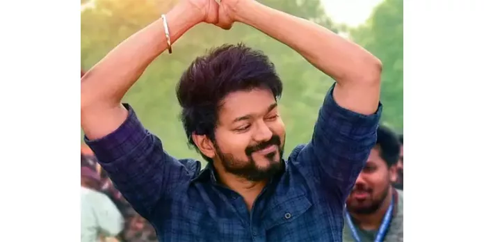ഇന്സ്റ്റഗ്രാമില് ദളപതി വിജയിയുടെ അരങ്ങേറ്റം : ആദ്യ ഒരു മണിക്കൂറില് തന്നെ ഫോളോവേര്സ് ഞെട്ടിക്കുന്ന എണ്ണം ഇന്സ്റ്റഗ്രാമില് ദളപതി വിജയിയുടെ അരങ്ങേറ്റം : ആദ്യ ഒരു മണിക്കൂറില് തന്നെ ഫോളോവേര്സ് ഞെട്ടിക്കുന്ന എണ്ണം