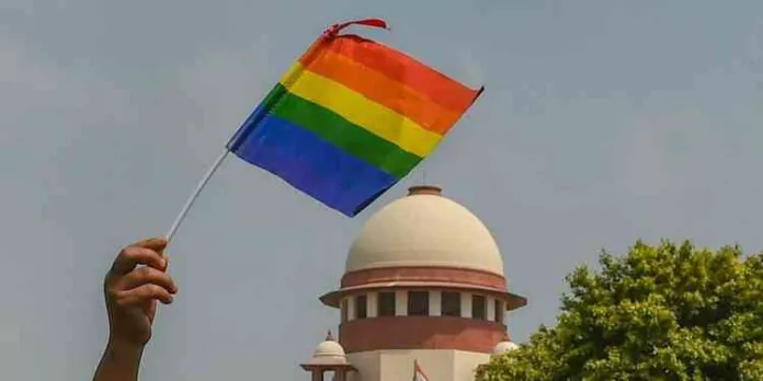 സ്വവർഗ വിവാഹത്തിന് നിയമപരമായ അംഗീകാരം നൽകണമെന്ന് ആവശ്യപ്പെട്ട് ഡൽഹി ബാലവകാശ കമ്മീഷൻ ; സുപ്രീംകോടതിയിൽ ഹർജി സമർപ്പിച്ചു സ്വവർഗ വിവാഹത്തിന് നിയമപരമായ അംഗീകാരം നൽകണമെന്ന് ആവശ്യപ്പെട്ട് ഡൽഹി ബാലവകാശ കമ്മീഷൻ ; സുപ്രീംകോടതിയിൽ ഹർജി സമർപ്പിച്ചു
