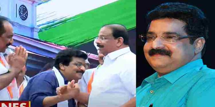 തിരുവനന്തപുരത്ത് പ്രസംഗത്തിനിടെ എം.കെ മുനീർ കുഴഞ്ഞുവീണു തിരുവനന്തപുരത്ത് പ്രസംഗത്തിനിടെ എം.കെ മുനീർ കുഴഞ്ഞുവീണു