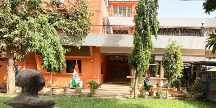 ഖാർത്തൂമിൽ ആക്രമണ സാധ്യത ; സുഡാനിലെ ഇന്ത്യൻ എംബസി താൽകാലികമായി മാറ്റി ഖാർത്തൂമിൽ ആക്രമണ സാധ്യത ; സുഡാനിലെ ഇന്ത്യൻ എംബസി താൽകാലികമായി മാറ്റി