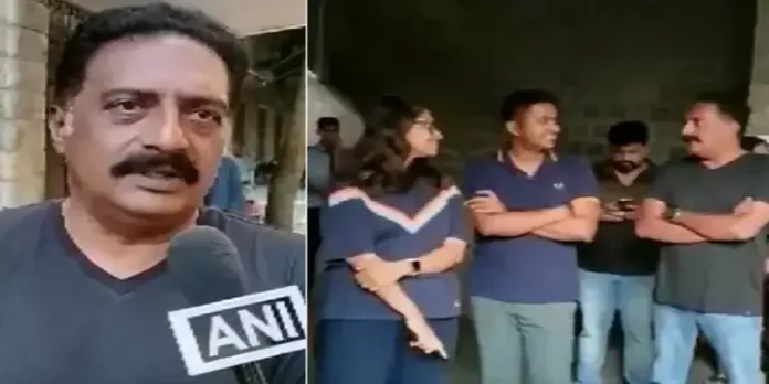 ‘ വർഗീയ രാഷ്ട്രീയത്തിനെതിരെ ജനവിധി ഉയരണം ‘ ; ബംഗളൂരുവിൽ വോട്ട് രേഖപ്പെടുത്തി നടൻ പ്രകാശ് രാജ് ‘ വർഗീയ രാഷ്ട്രീയത്തിനെതിരെ ജനവിധി ഉയരണം ‘ ; ബംഗളൂരുവിൽ വോട്ട് രേഖപ്പെടുത്തി നടൻ പ്രകാശ് രാജ്
