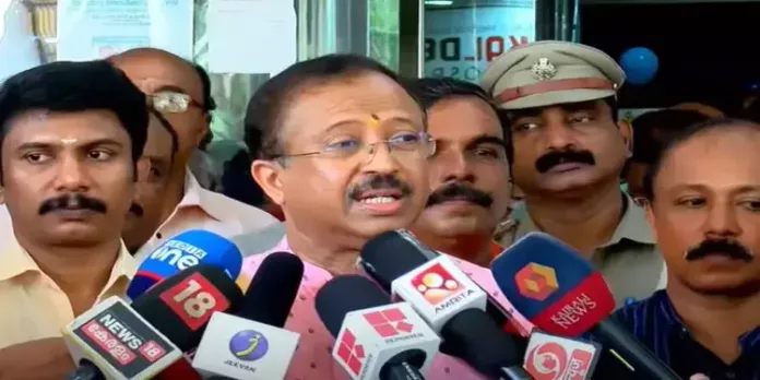 ‘ വോട്ടെണ്ണലിൽ മുന്നിട്ട് നിന്നവരൊക്കെ പിന്നിൽ എത്തിയിട്ടില്ലേ? ’ ; തെരഞ്ഞെടുപ്പ് ഫലത്തോട് പ്രതികരിച്ച് വി. മുരളീധരൻ ‘ വോട്ടെണ്ണലിൽ മുന്നിട്ട് നിന്നവരൊക്കെ പിന്നിൽ എത്തിയിട്ടില്ലേ? ’ ; തെരഞ്ഞെടുപ്പ് ഫലത്തോട് പ്രതികരിച്ച് വി. മുരളീധരൻ
