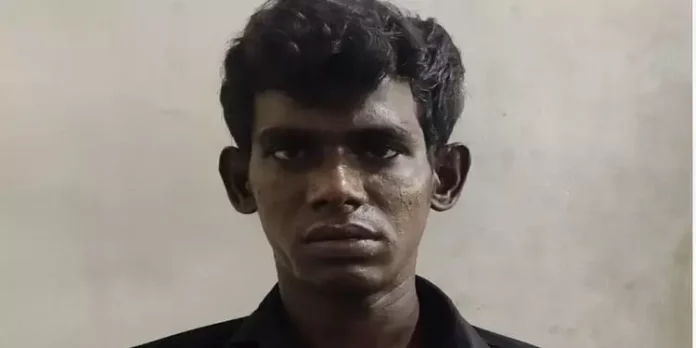 വീണ്ടും ബസിൽ യുവതിക്കു നേരേ നഗ്നത പ്രദർശനവും ലൈംഗികചേഷ്ടയും ; യുവാവ് അറസ്റ്റിൽ വീണ്ടും ബസിൽ യുവതിക്കു നേരേ നഗ്നത പ്രദർശനവും ലൈംഗികചേഷ്ടയും ; യുവാവ് അറസ്റ്റിൽ